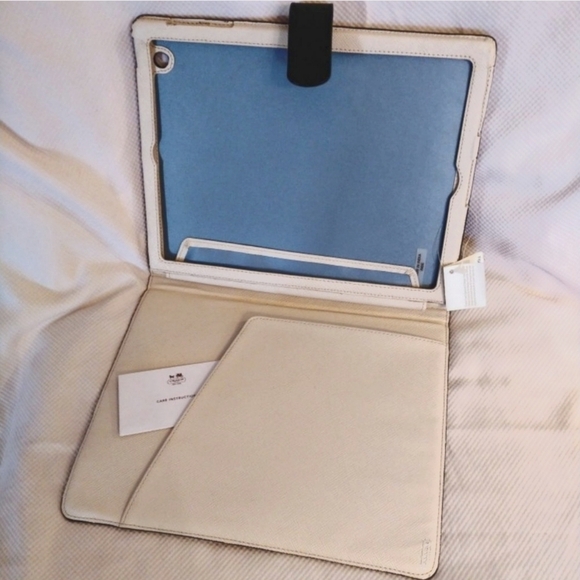 Coach Bleeker iPad Folio Case – Black Multi Painted Plaid Print - NWT - Picture 6 of 8